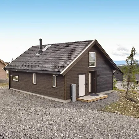 Vakantiehuis 3 Bedroom Beautiful In *