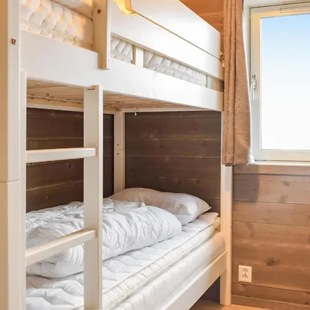 בית נופש 3 Bedroom Beautiful In *